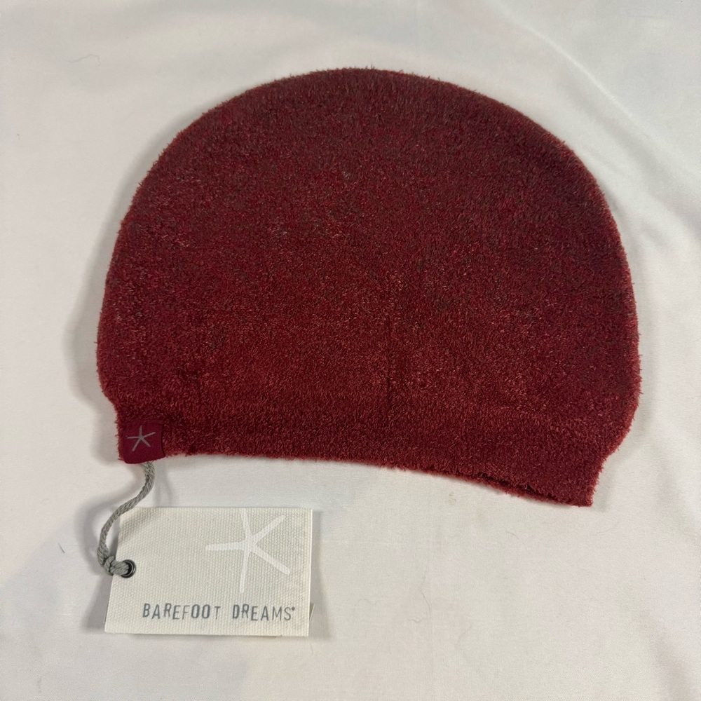 NWT Barefoot Dreams CozyChic Lite Confetti Beanie Hat Deep Red Luxury Giftable